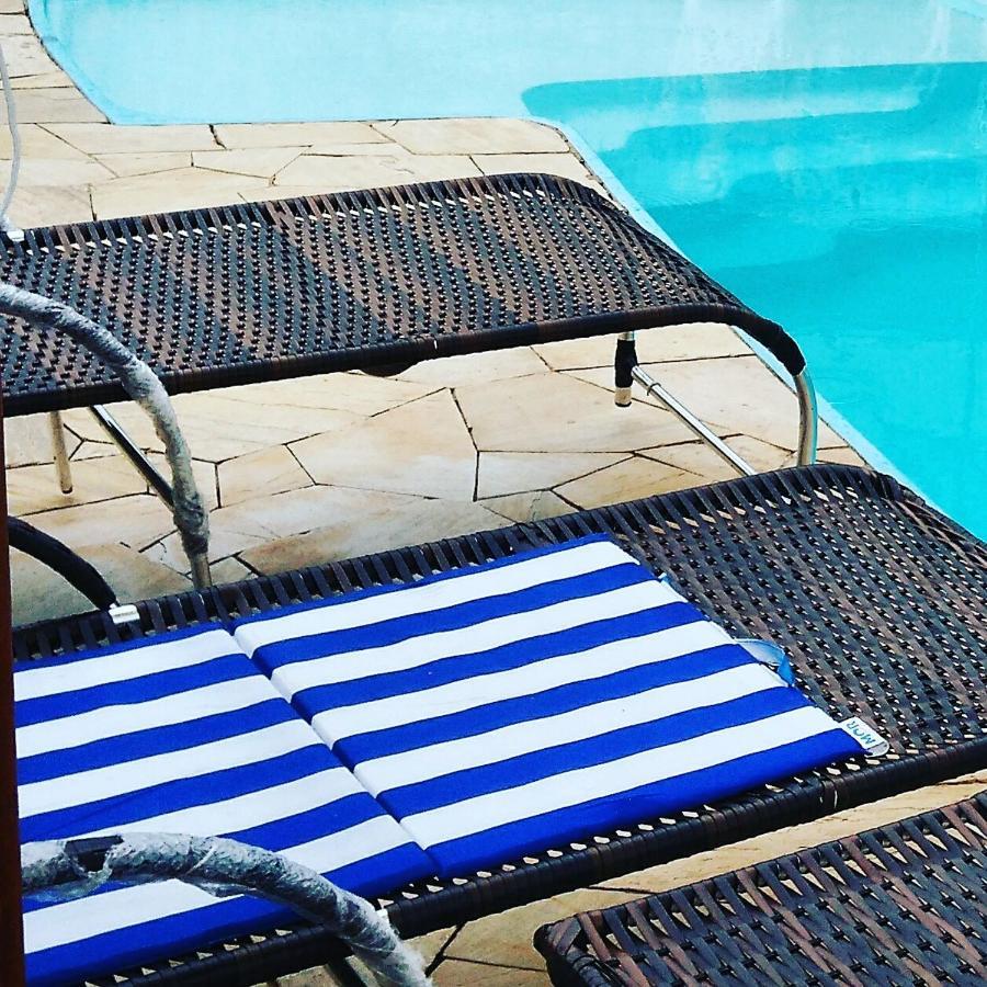 Suites Ambiente Familiar -Prox Do Thermas Águas de São Pedro Exterior foto